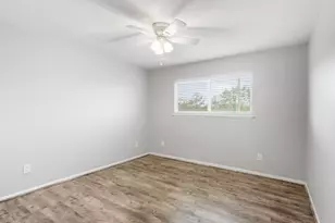 14571 Misty Meadow Ln, Houston, TX 77079 - Photo 23