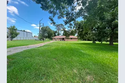 16019 Avenue C, Channelview, TX 77530 - Photo 3