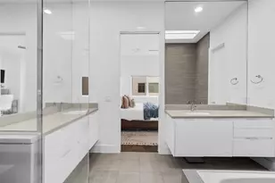 1159 W 18th St, Houston, TX 77008 - Photo 37