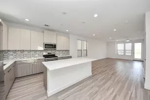 18716 Centro Main St, Shenandoah, TX 77385 - Photo 31