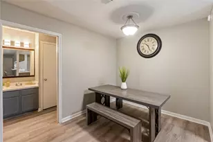 9021 Antoine Dr, Houston, TX 77088 - Photo 7