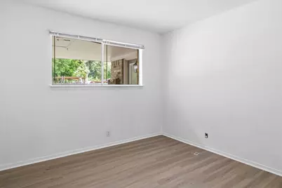 115 Avenue F, Brazoria, TX 77422 - Photo 11