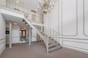 2824 Briarhurst Dr, Houston, TX 77057 - Photo 3