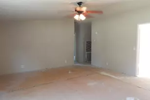 16117 Lone Star Ranch Dr, Conroe, TX 77302 - Photo 3