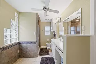 803 Stephen Ct Ct, Friendswood, TX 77546 - Photo 11