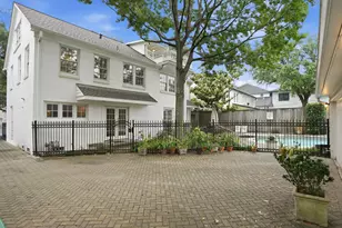 1914 Canterbury St, Houston, TX 77030 - Photo 21
