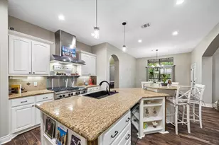 11409 Oak Springs Dr, Willis, TX 77378 - Photo 13