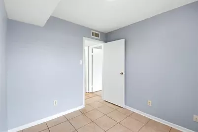 8918 Bissonnet Street #112, Houston, TX 77074 - Photo 17