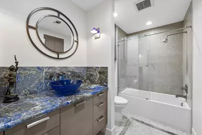 623 Pinehaven Drive, Houston, TX 77024 - Photo 25