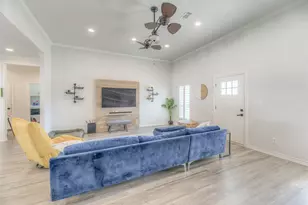 276 Resort Dr, Livingston, TX 77351 - Photo 7