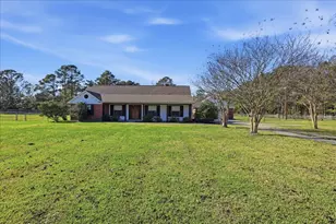 5433 Hidden Meadows Dr, Orange, TX 77632 - Photo 1