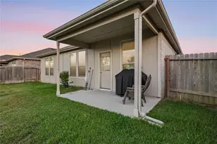 335 Appaloosa Dr, Alvin, TX 77511 - Photo 21