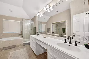 1422 N Yegua River Cir, Sugar Land, TX 77478 - Photo 15