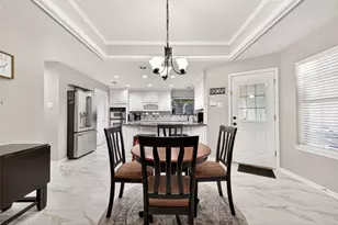 1422 N Yegua River Cir, Sugar Land, TX 77478 - Photo 7