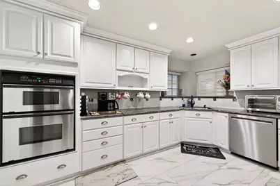 1422 N Yegua River Circle, Sugar Land, TX 77478 - Photo 11