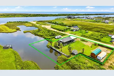 1273 Diamond Road, Crystal Beach, TX 77650 - Photo 9
