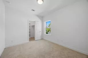 5676 Nolda St, Houston, TX 77007 - Photo 35