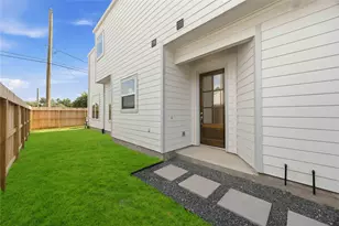 5676 Nolda St, Houston, TX 77007 - Photo 19