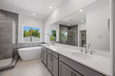 5676 Nolda Street, Houston, TX 77007 - Photo 29
