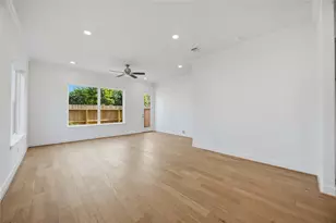 5676 Nolda St, Houston, TX 77007 - Photo 15