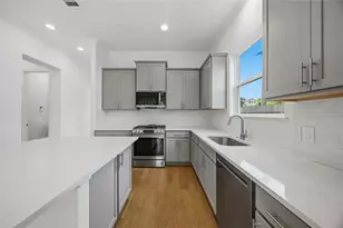 5676 Nolda St, Houston, TX 77007 - Photo 13