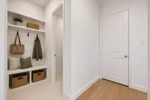 5676 Nolda St, Houston, TX 77007 - Photo 3