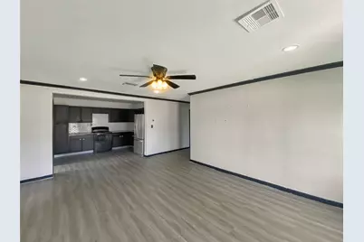 1201 Fm-517, Dickinson, TX 77539 - Photo 5