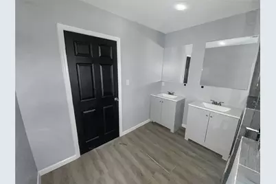 1201 Fm-517, Dickinson, TX 77539 - Photo 13