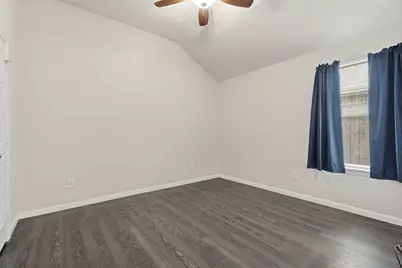 699 Rachel Street, Alvin, TX 77511 - Photo 9