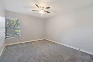 210 Pecan Valley Ct, Friendswood, TX 77546 - Photo 19