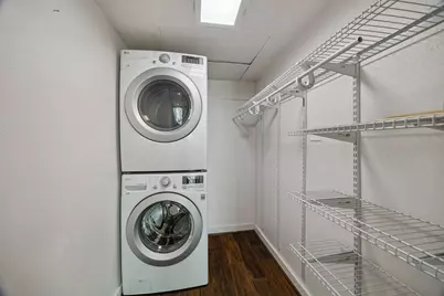 4629 Wild Indigo Street #589, Houston, TX 77027 - Photo 11