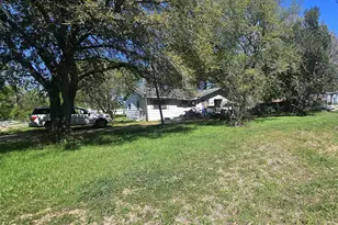 1714 J Newz Ln, Wallis, TX 77485 - Photo 1