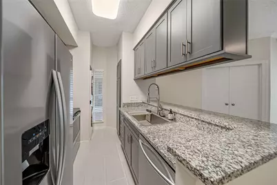3317 Golden Trails Drive #804, Houston, TX 77345 - Photo 5