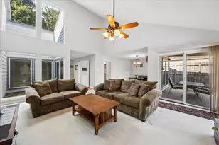 11510 Overbrook Ln, Houston, TX 77077 - Photo 11