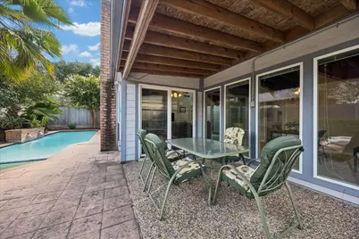 11510 Overbrook Lane, Houston, TX 77077 - Photo 23