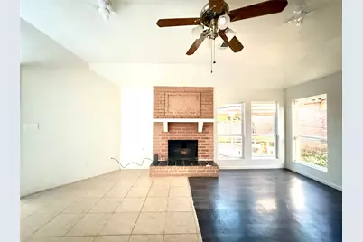 3918 Summit Valley Drive, Houston, TX 77082 - Photo 3