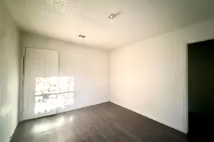 3918 Summit Valley Dr, Houston, TX 77082 - Photo 9