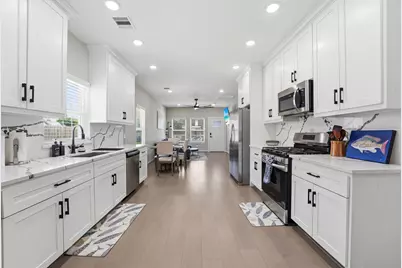 1804 Ursuline Street, Galveston, TX 77550 - Photo 7
