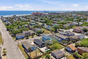1804 Ursuline St, Galveston, TX 77550 - Photo 25