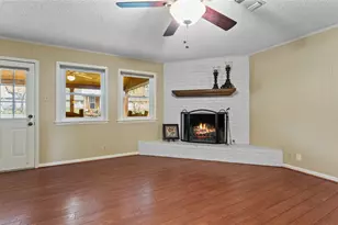 208 Magnolia Way, Huntsville, TX 77320 - Photo 15