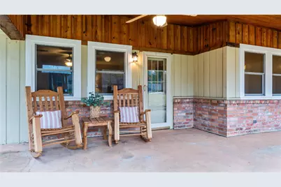 208 Magnolia Way, Huntsville, TX 77320 - Photo 25