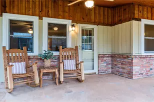 208 Magnolia Way, Huntsville, TX 77320 - Photo 25