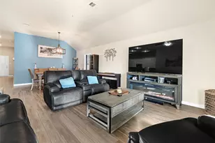 15015 Old Horseshoe Lake Dr, Cypress, TX 77433 - Photo 9