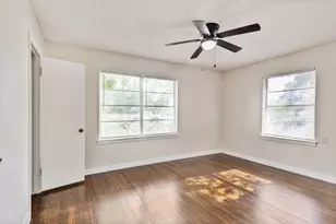 9629 Panola Way, Houston, TX 77055 - Photo 9