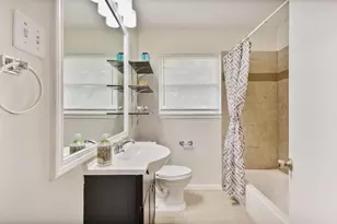 9629 Panola Way, Houston, TX 77055 - Photo 11