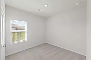 360 Long Br Dr, Dayton, TX 77535 - Photo 19