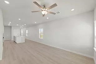 360 Long Br Dr, Dayton, TX 77535 - Photo 9