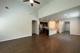 2611 Hoffman Ln, Conroe, TX 77304 - Photo 9