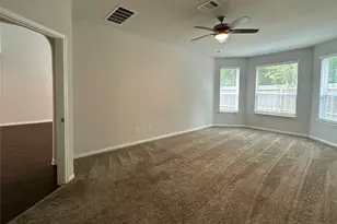 2611 Hoffman Ln, Conroe, TX 77304 - Photo 11