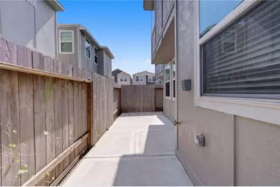 9822 Heritage Run Lane, Houston, TX 77080 - Photo 39